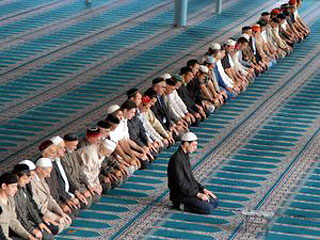 Мюсюлманският свят празнува празника ураза-байрам